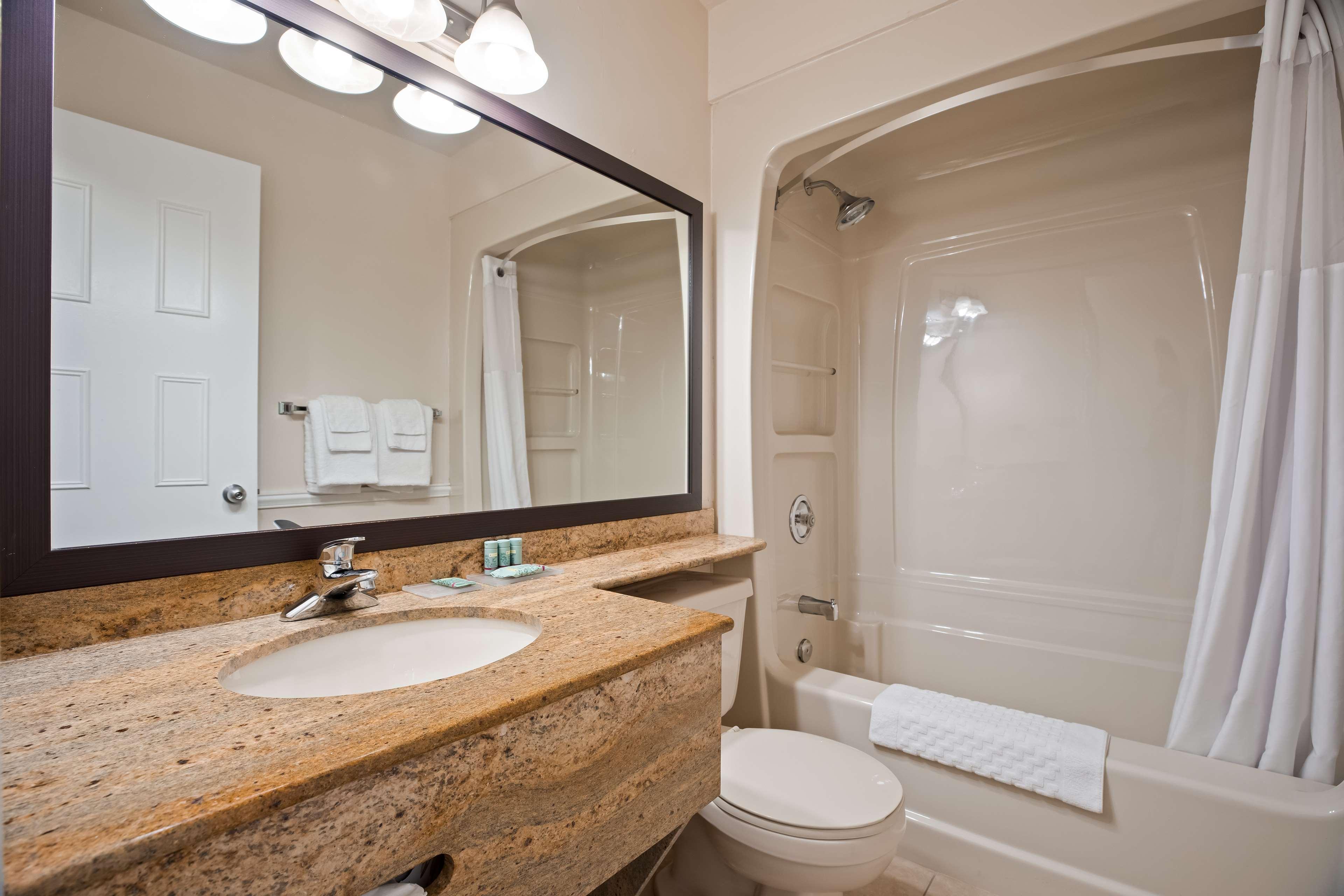 Best Western Smiths Falls Hotel Esterno foto