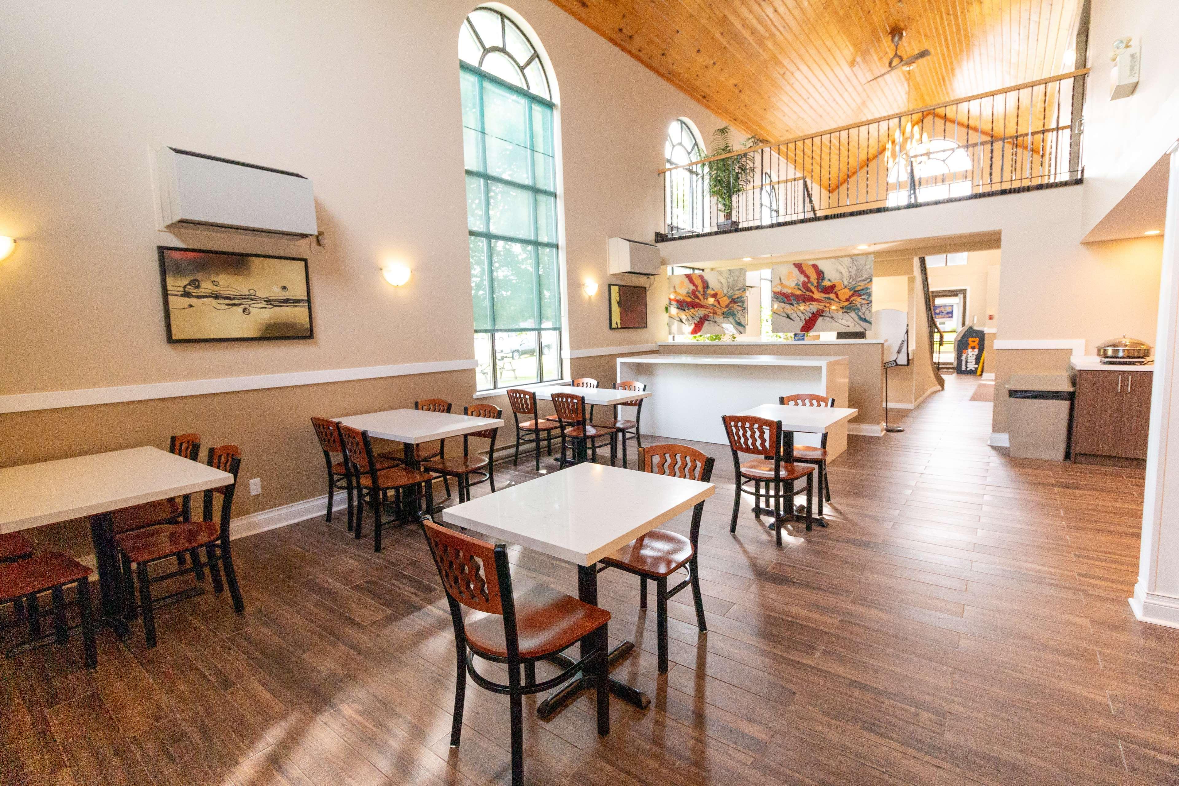 Best Western Smiths Falls Hotel Esterno foto