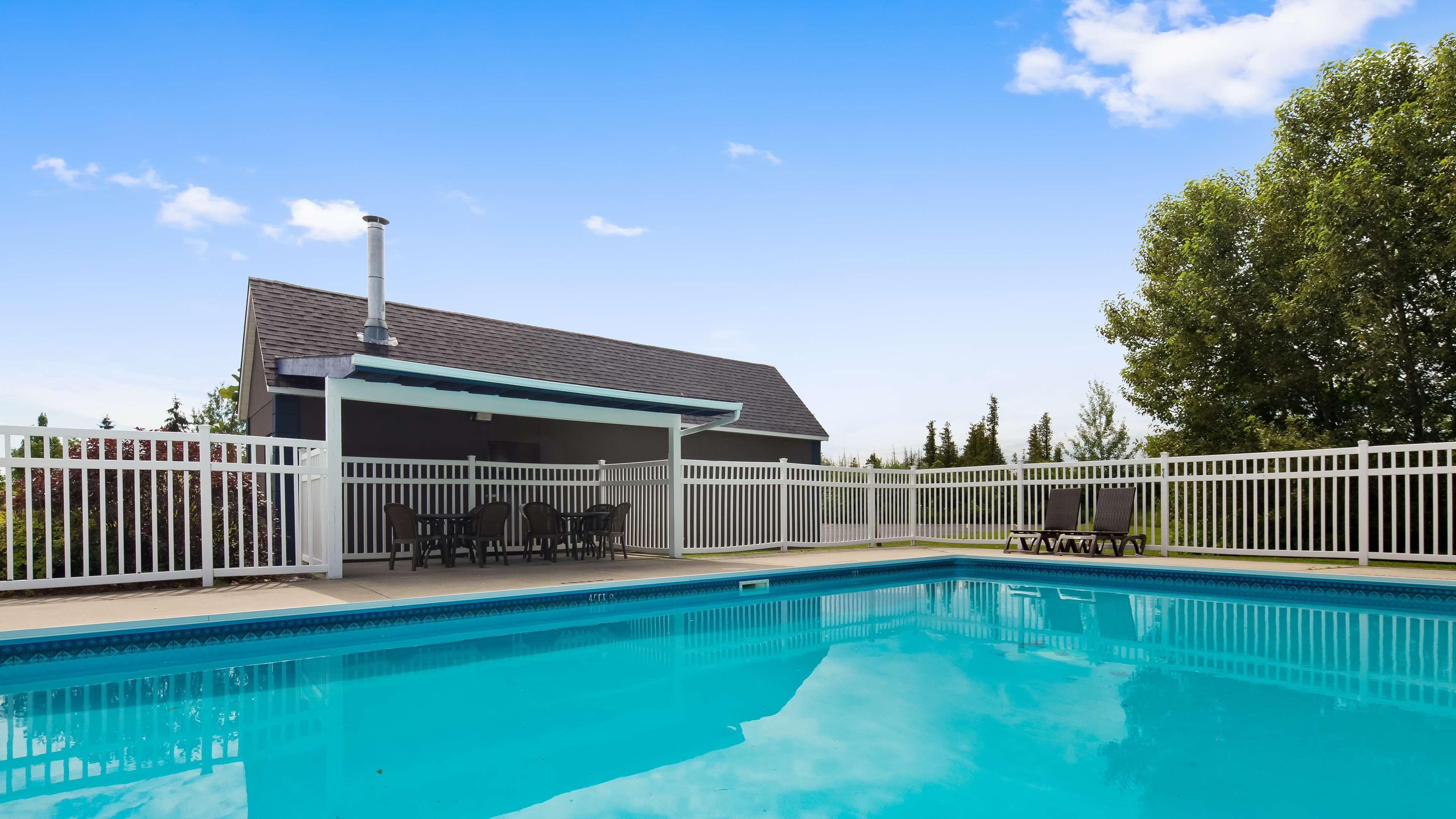 Best Western Smiths Falls Hotel Esterno foto