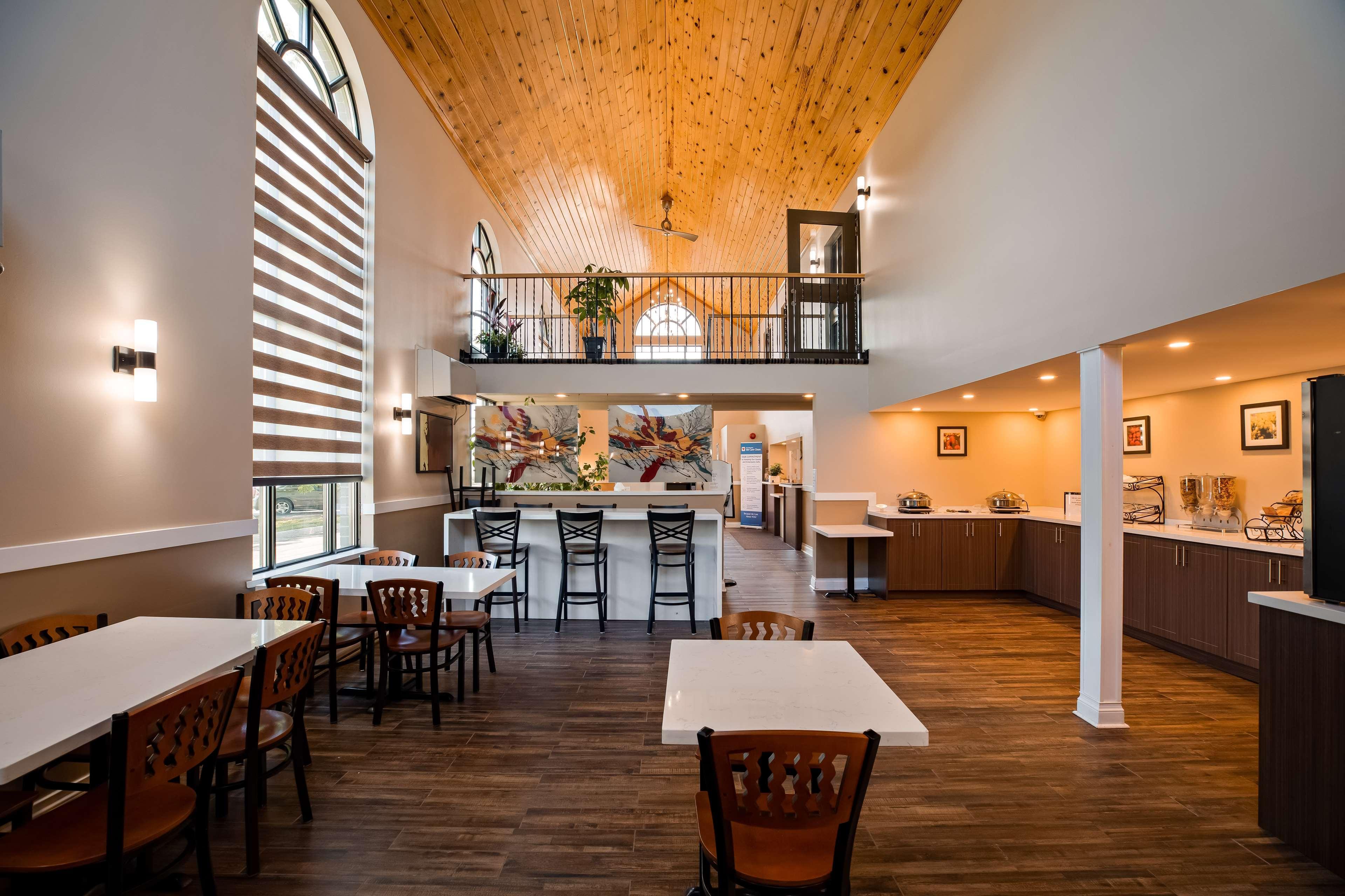 Best Western Smiths Falls Hotel Esterno foto
