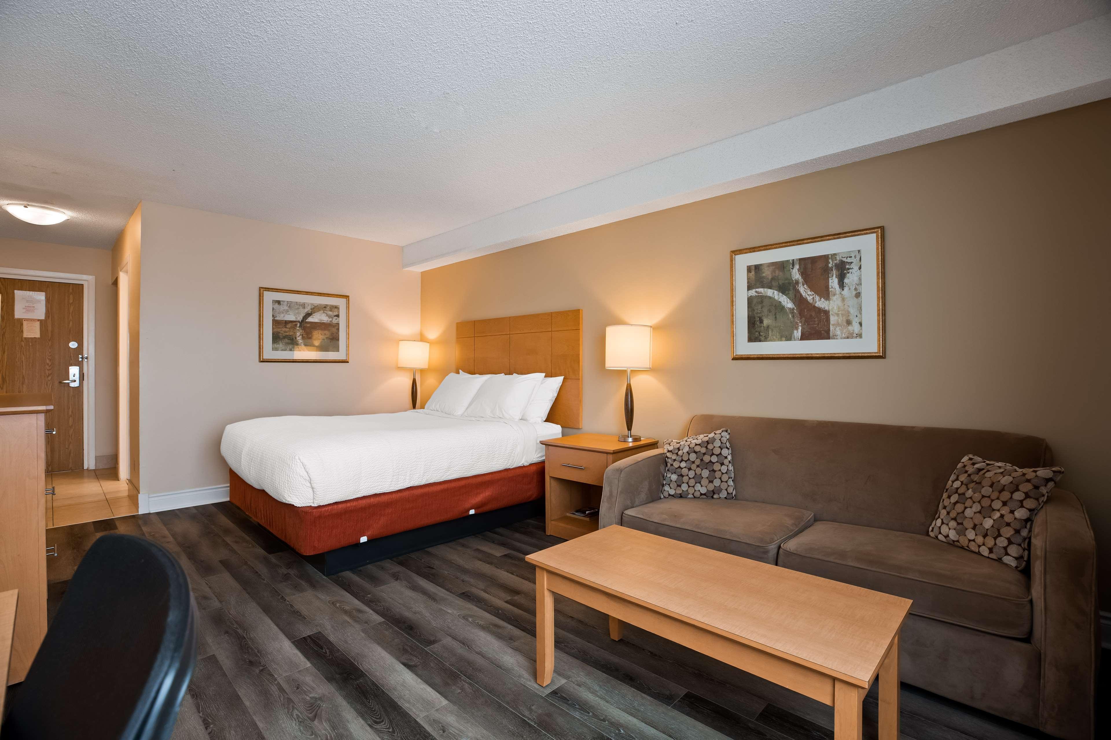 Best Western Smiths Falls Hotel Esterno foto
